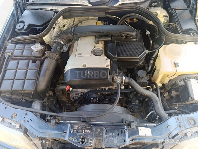 Mercedes E 180 1997, 304,000 km - 1.8 l - Bakı