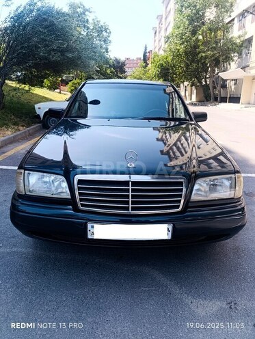 Mercedes E 180 1997, 304,000 km - 1.8 l - Bakı