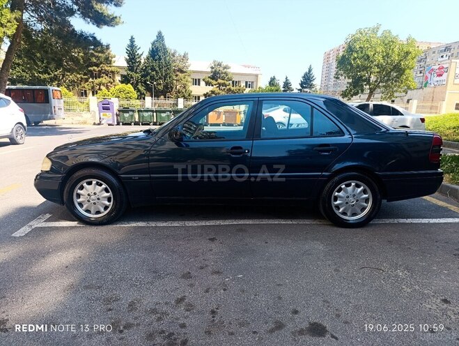 Mercedes E 180 1997, 304,000 km - 1.8 l - Bakı