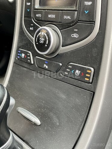 Hyundai Avante-13