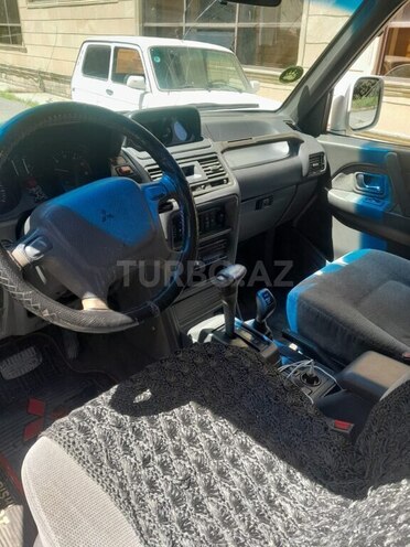 Mitsubishi Pajero 1996, 356,284 km - 2.8 л - Mingəçevir