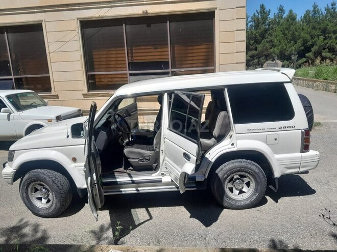Mitsubishi Pajero 1996, 356,284 km - 2.8 л - Mingəçevir