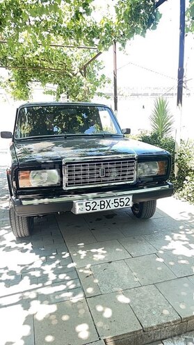LADA (VAZ) 2107 2010, 95,000 km - 1.6 l - Salyan