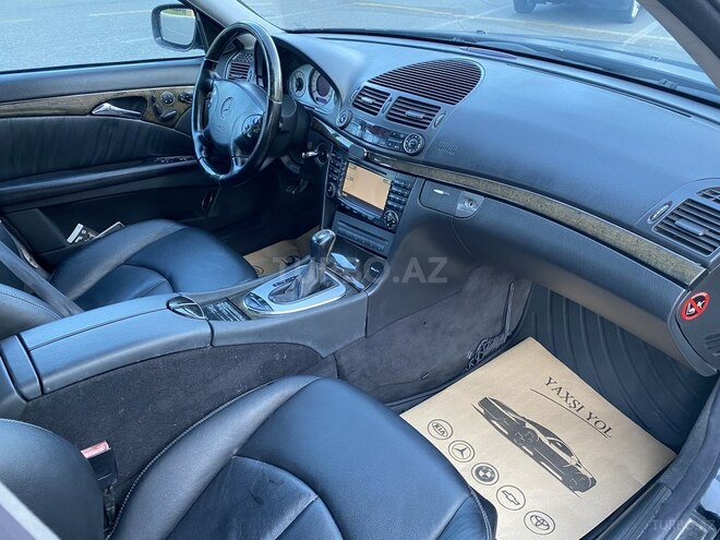 Mercedes E 500 2003, 211,000 km - 5.0 l - Bakı