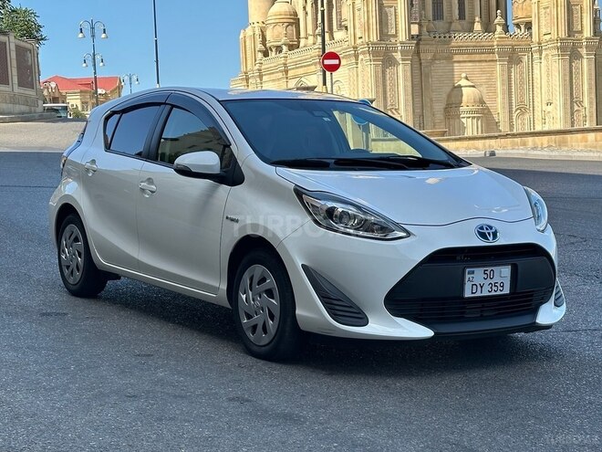 Toyota Aqua 2018, 65,000 km - 1.5 l - Bakı