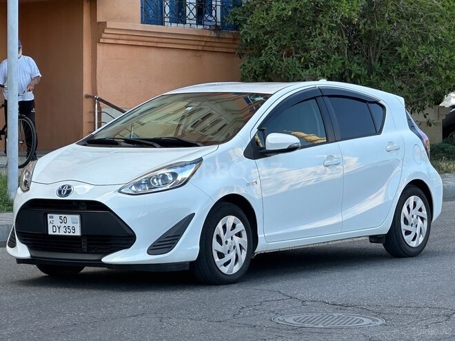 Toyota Aqua 2018, 65,000 km - 1.5 l - Bakı