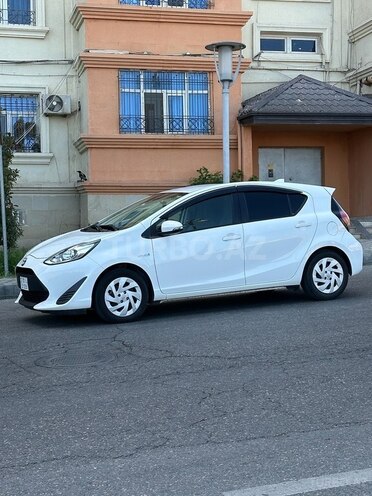 Toyota Aqua 2018, 65,000 km - 1.5 l - Bakı