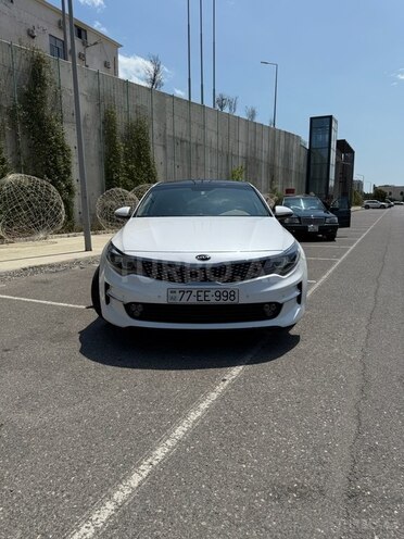 Kia K5-1