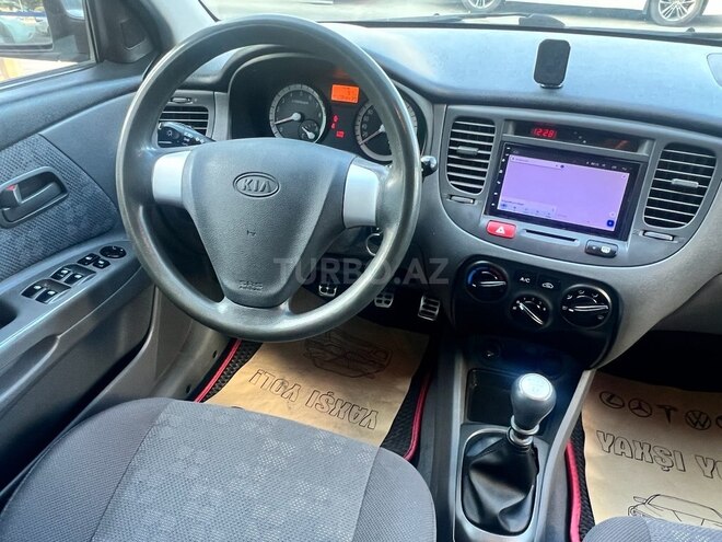 Kia Rio-9