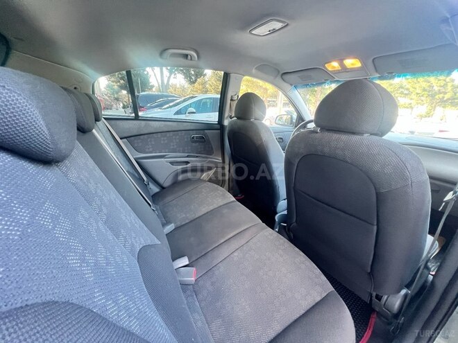Kia Rio-7