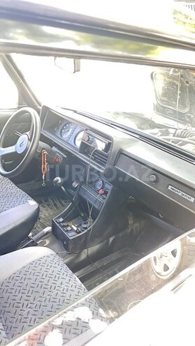 LADA (VAZ) 2107 2010, 95,000 km - 1.6 l - Salyan