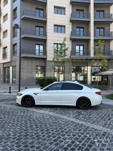 BMW 530-6