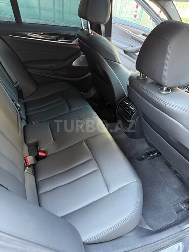 BMW 530-15