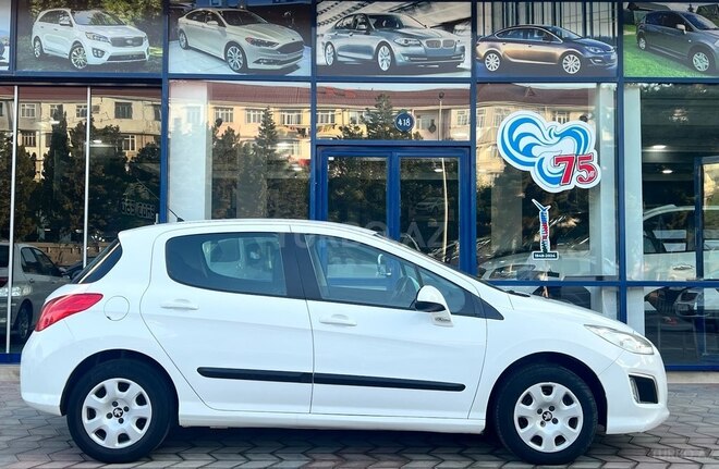 Peugeot 308 2013, 133,000 km - 1.6 l - Sumqayıt