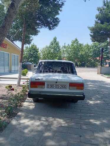 LADA (VAZ) 2107 2010, 95,000 km - 1.6 l - Salyan