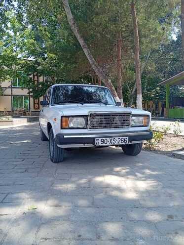 LADA (VAZ) 2107 2010, 95,000 km - 1.6 l - Salyan