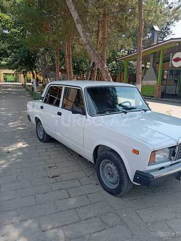 LADA (VAZ) 2107 2010, 95,000 km - 1.6 l - Salyan