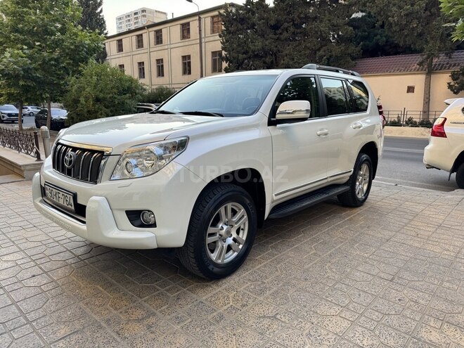 Toyota Land Cruiser Prado-3