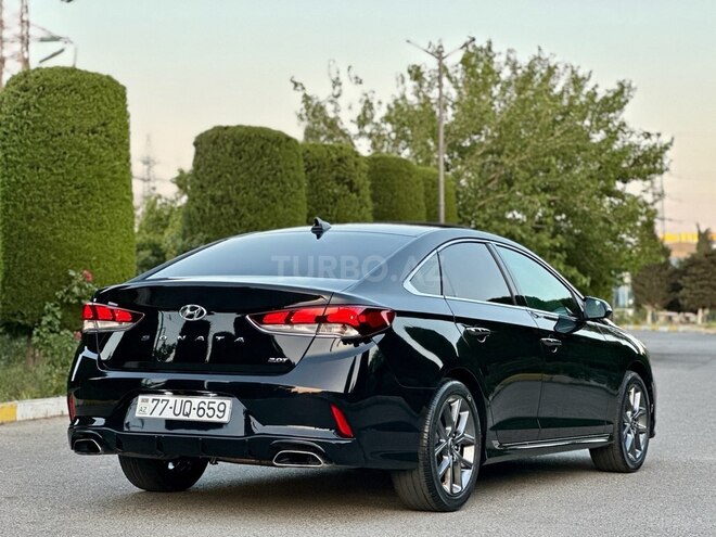 Hyundai Sonata-10