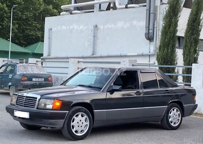 Mercedes 190 1991, 239,456 km - 2.0 l - Şəki