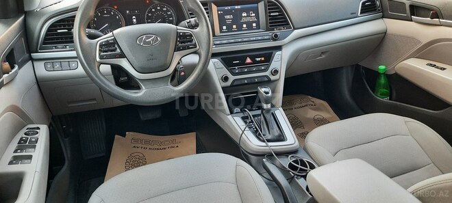 Hyundai Elantra 2018, 128,000 km - 2.0 l - Bakı