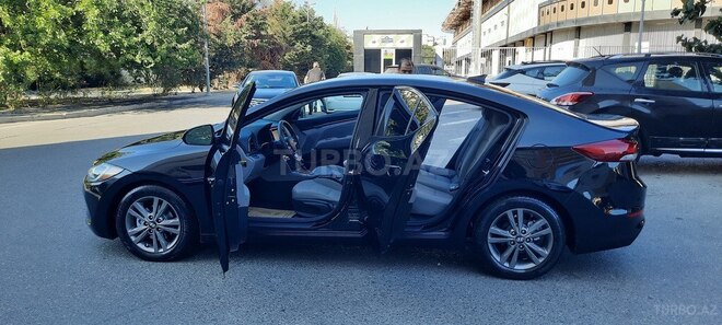Hyundai Elantra 2018, 128,000 km - 2.0 l - Bakı