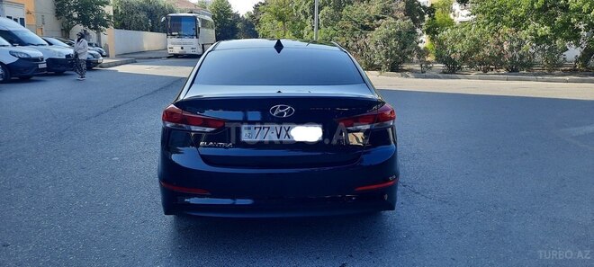 Hyundai Elantra 2018, 128,000 km - 2.0 l - Bakı