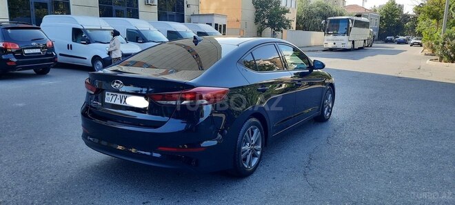 Hyundai Elantra 2018, 128,000 km - 2.0 l - Bakı