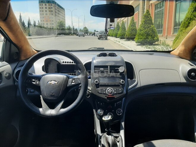 Chevrolet Aveo 2011, 321,573 km - 1.4 l - Gəncə