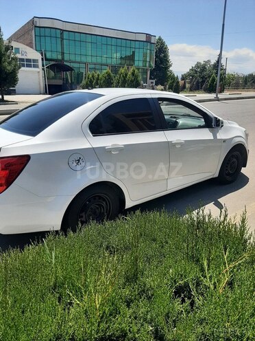 Chevrolet Aveo 2011, 321,573 km - 1.4 l - Gəncə
