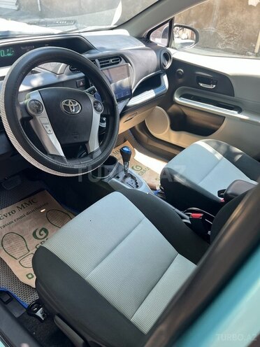 Toyota Prius C 2014, 148,097 km - 1.5 л - Bakı