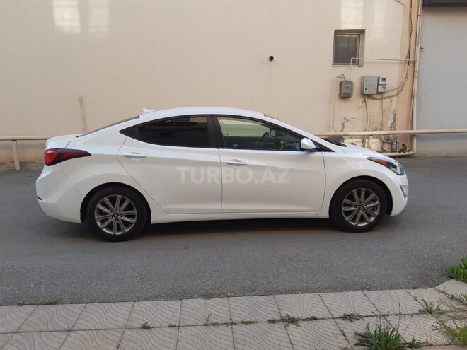Hyundai Elantra 2015, 150,084 km - 1.8 l - Bakı