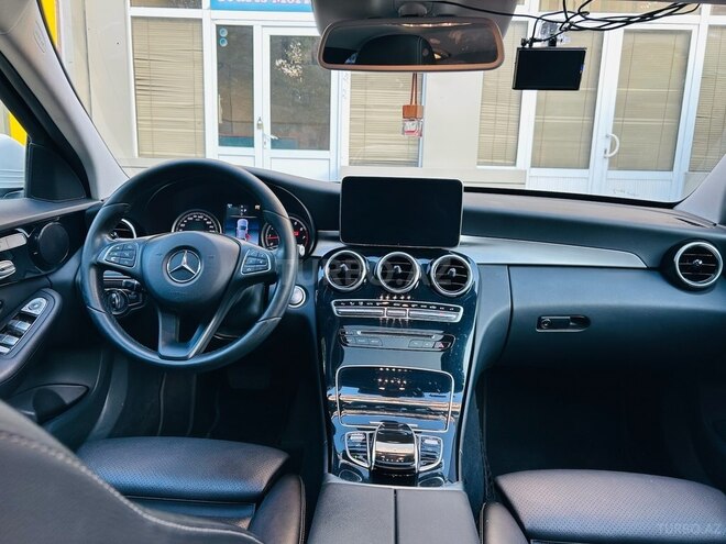 Mercedes C 200 2017, 156,300 km - 2.0 л - Bakı