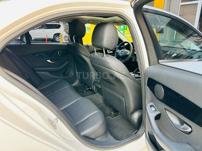 Mercedes C 200 2017, 156,300 km - 2.0 л - Bakı