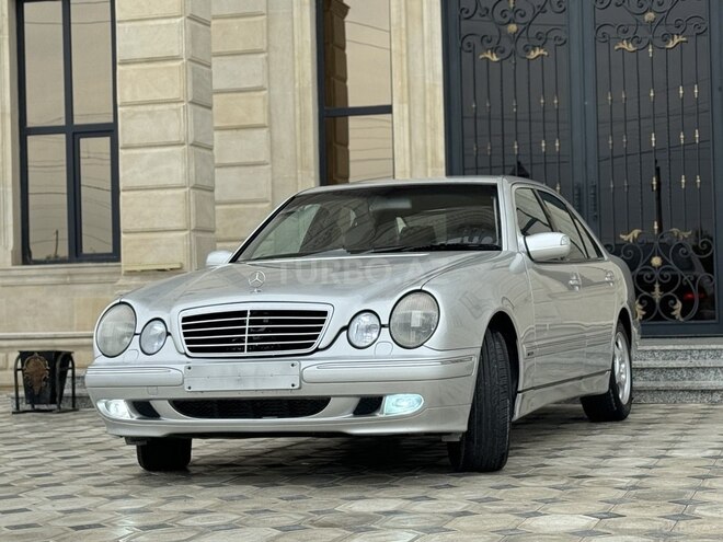 Mercedes E 220 d 2002, 312,000 km - 2.2 л - Saatlı