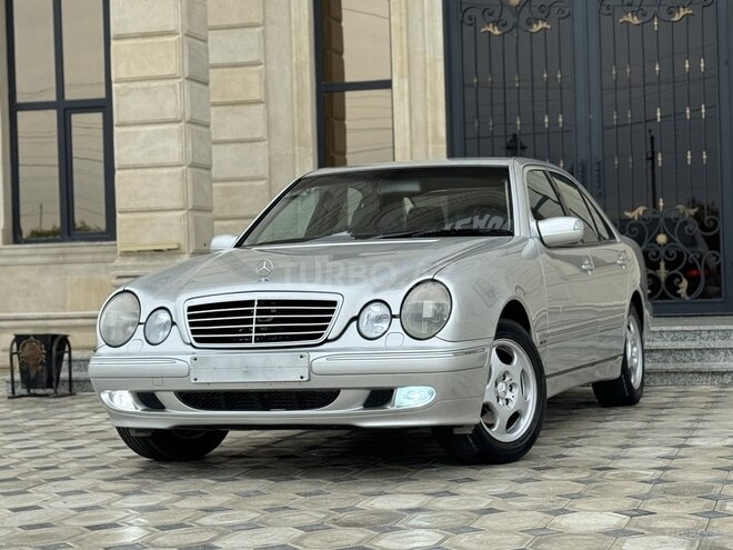 Mercedes E 220 d 2002, 312,000 km - 2.2 л - Saatlı