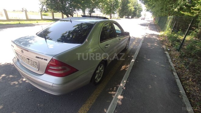 Mercedes C 240 2002, 354,000 km - 2.6 л - Qəbələ