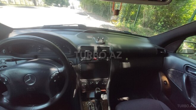 Mercedes C 240 2002, 354,000 km - 2.6 л - Qəbələ