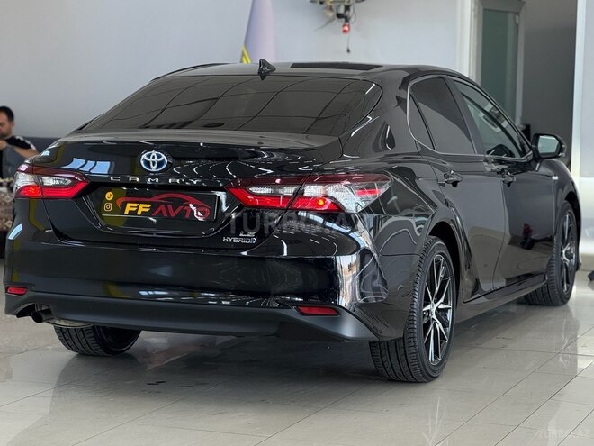 Toyota Camry-9