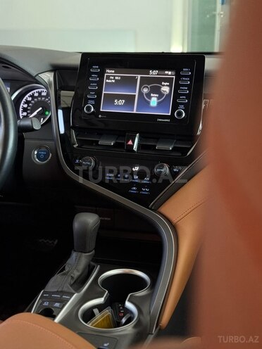 Toyota Camry-17