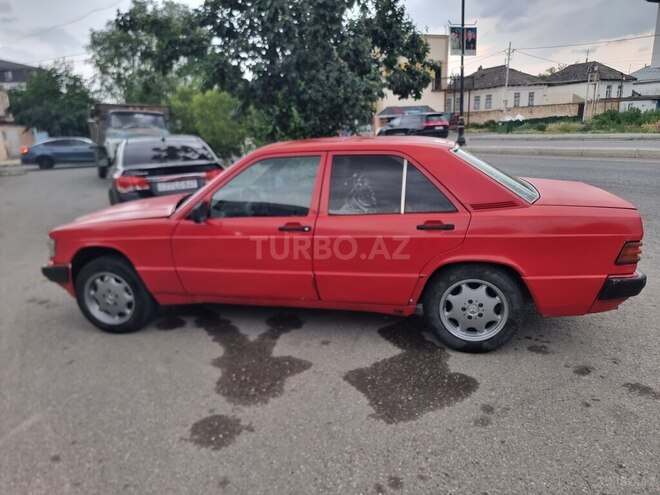 Mercedes 190 1990, 358,256 km - 2.0 л - Quba