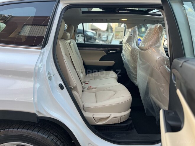 Toyota Highlander 2024, 11,040 km - 2.5 л - Bakı