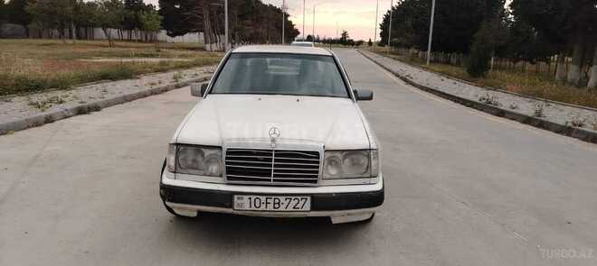 Mercedes E 200 1993, 234,123 km - 2.0 l - Bakı