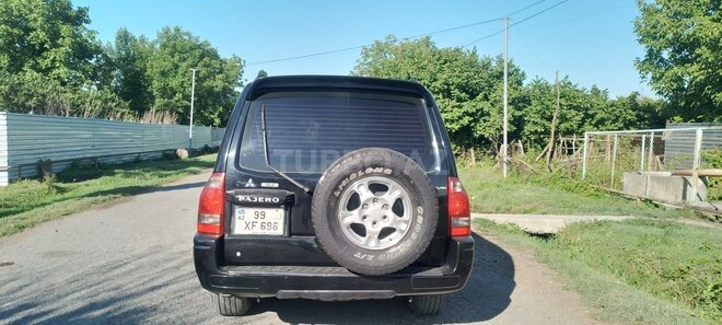 Mitsubishi Pajero 2005, 323,000 km - 3.0 l - Qax