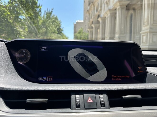 Lexus ES 300h 2021, 61,000 km - 2.5 l - Bakı