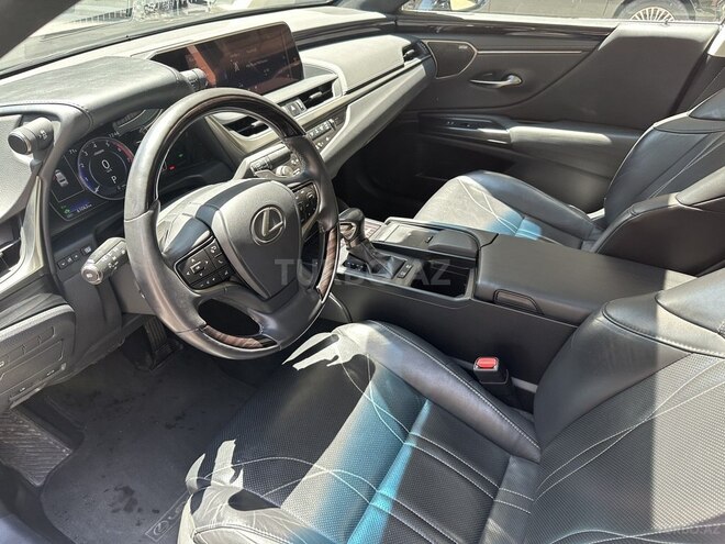 Lexus ES 300h 2021, 61,000 km - 2.5 l - Bakı