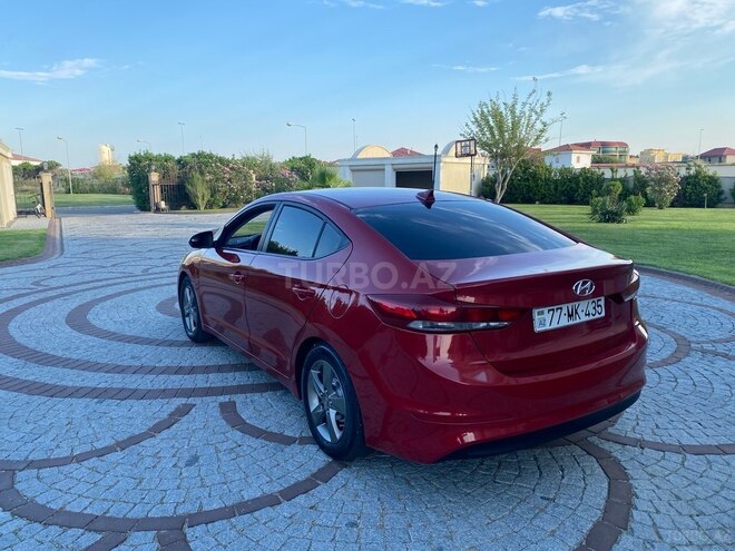 Hyundai Elantra 2016, 180,000 km - 2.0 л - Bakı