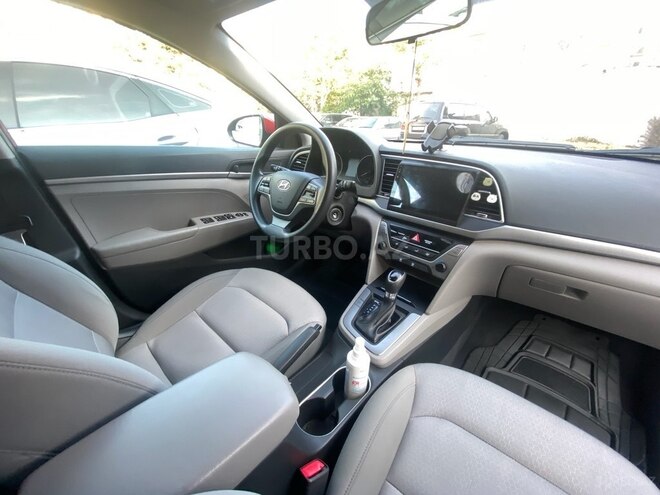 Hyundai Elantra 2016, 180,000 km - 2.0 л - Bakı