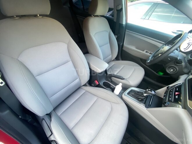 Hyundai Elantra 2016, 180,000 km - 2.0 л - Bakı