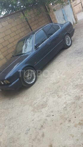 BMW 520 1990, 245,000 km - 2.0 l - Bakı